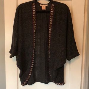 COPY - Flying Tomato open cardigan/shrug. Size M/L. Dark gray.‎ Embroidered. EU…